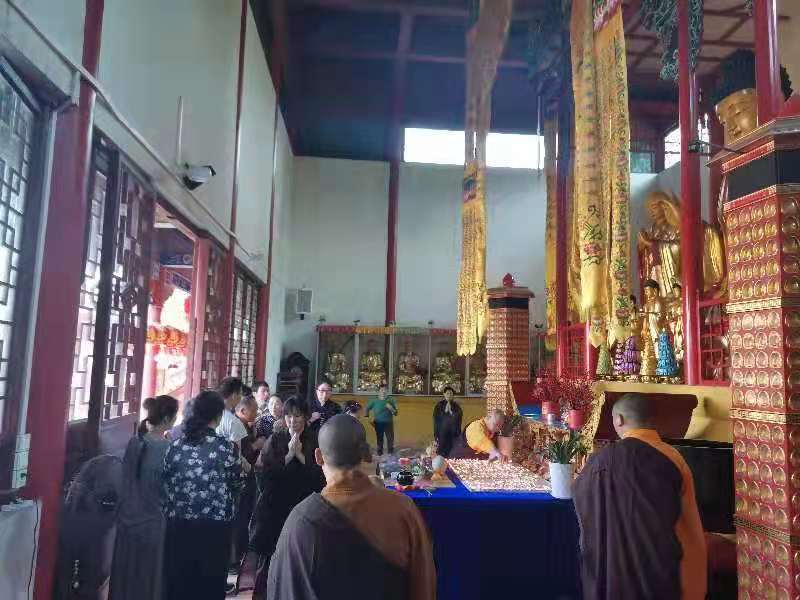 富彩vip文殊菩萨圣诞祈福助考法会圆满